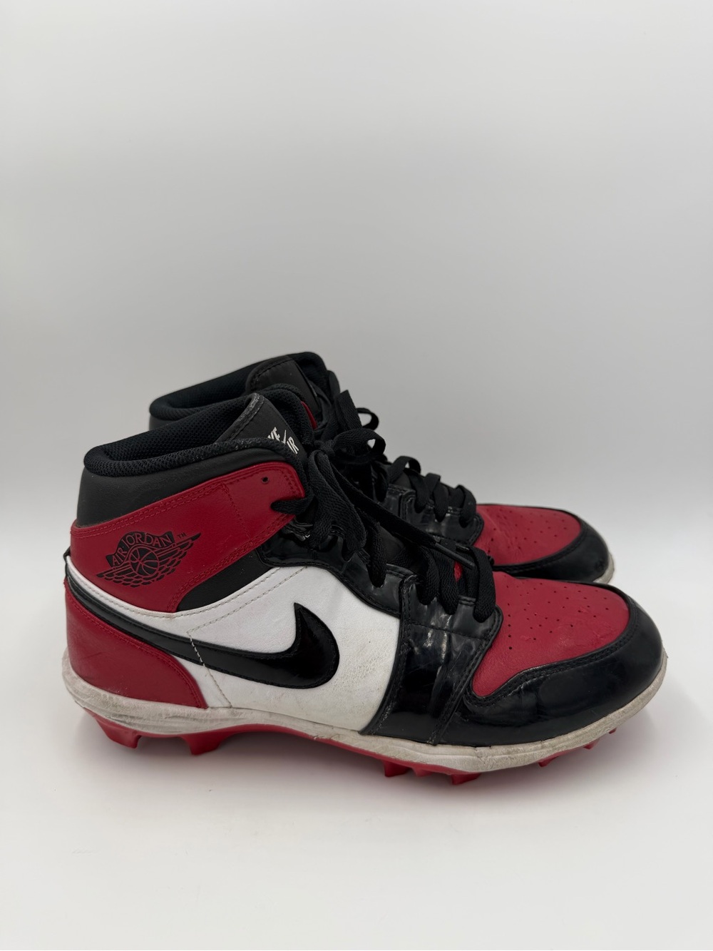Nike Air Jordan 1 Mid Football Cleats Red Black White FJ6805-601 Men’s Size 11